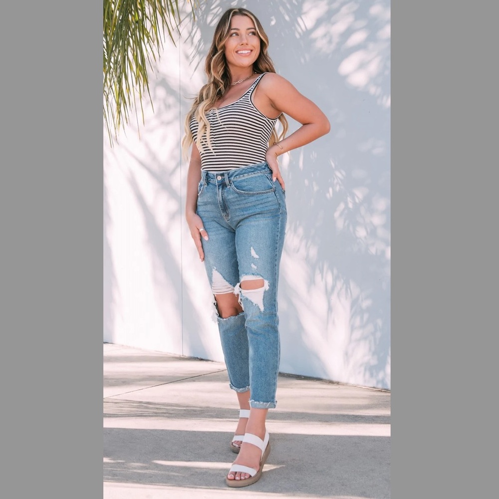 Super High Rise Mom Jean W/ Cuff NWOT